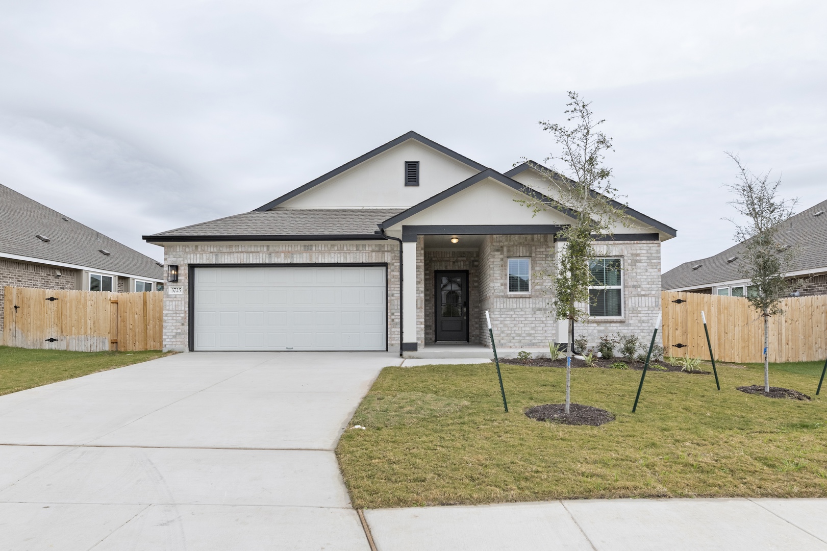 3725 Pin Oak Hills