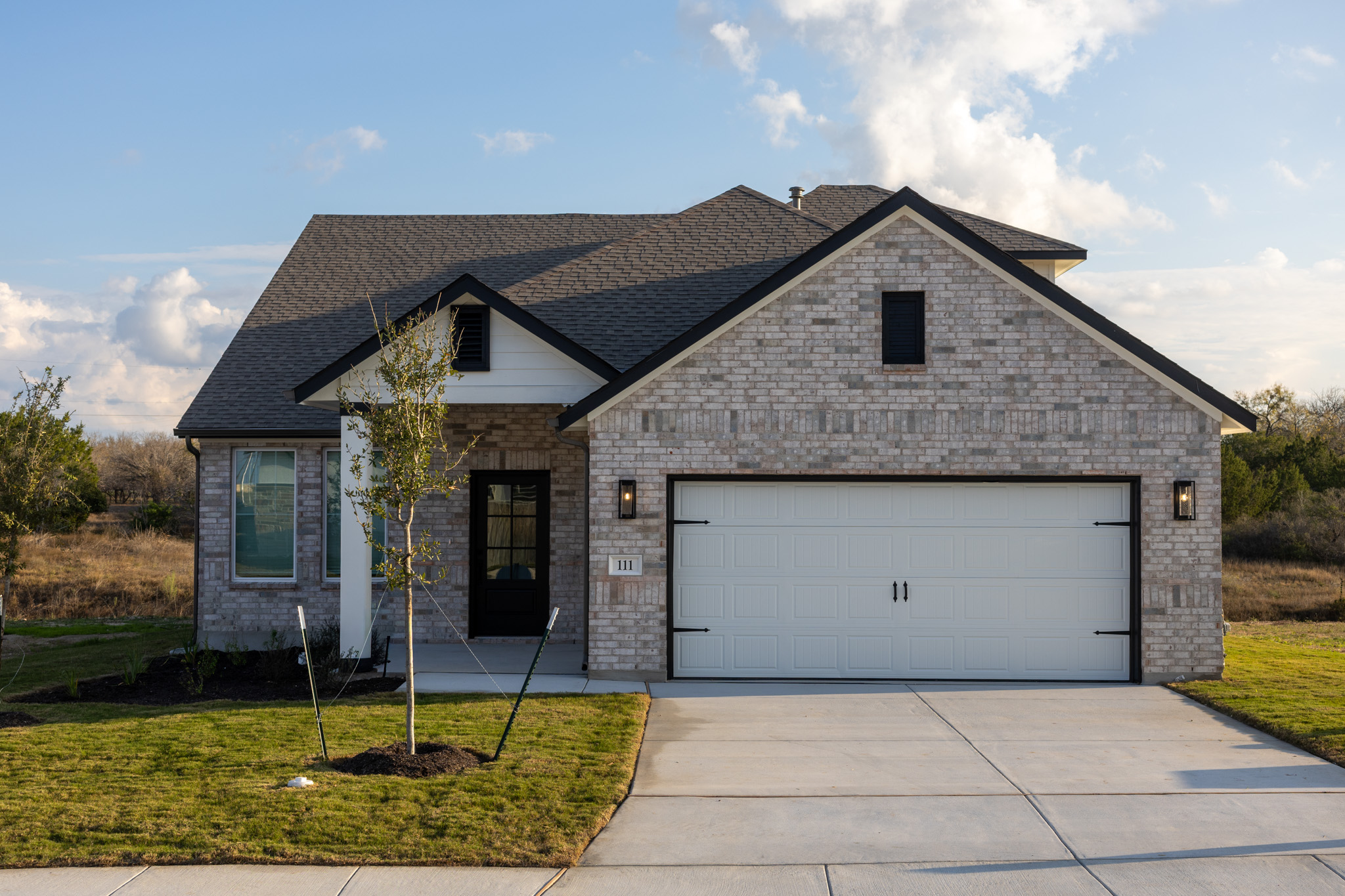 111 Sawtooth Oak Drive