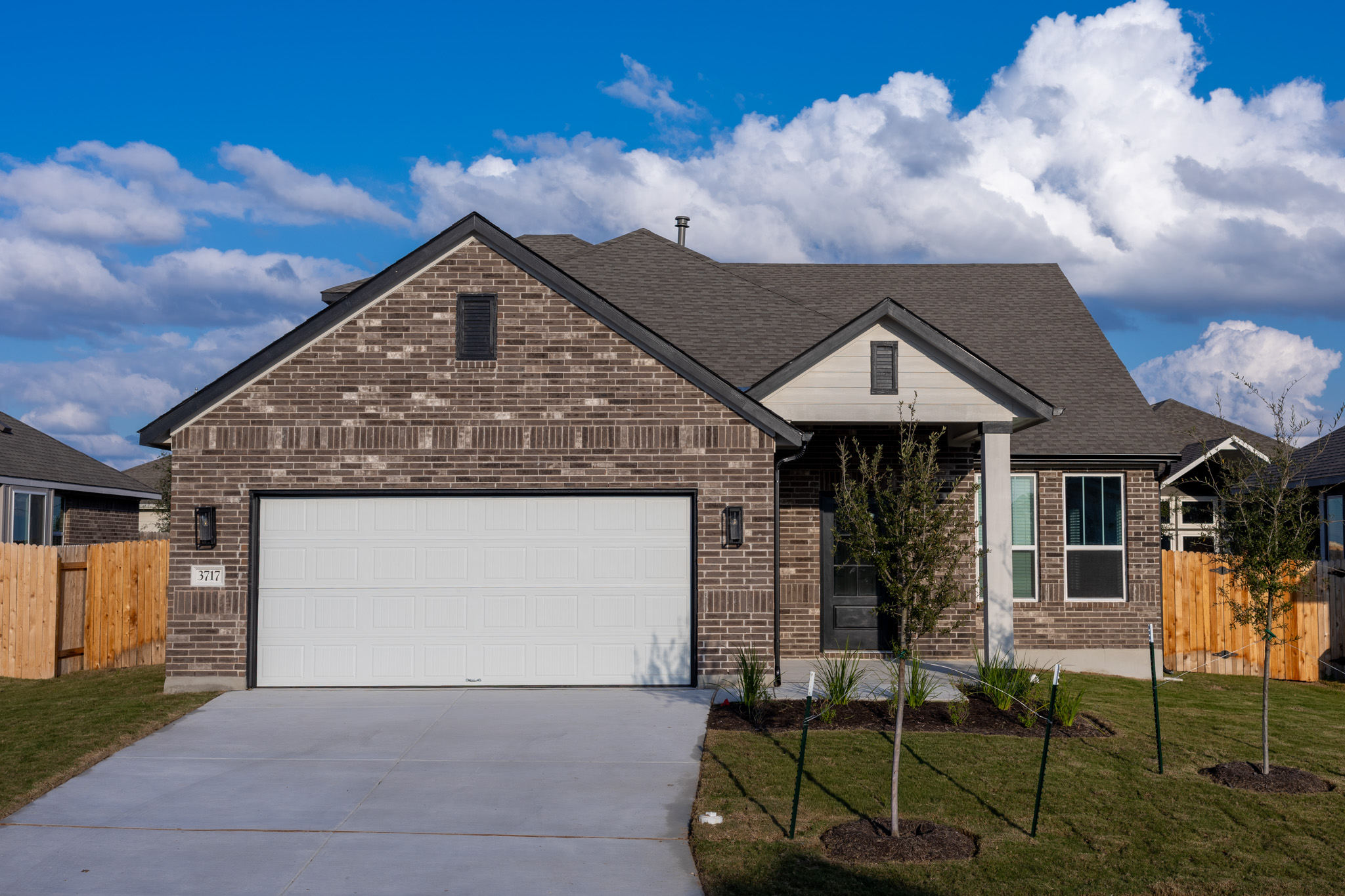 3717 Pin Oak Hills