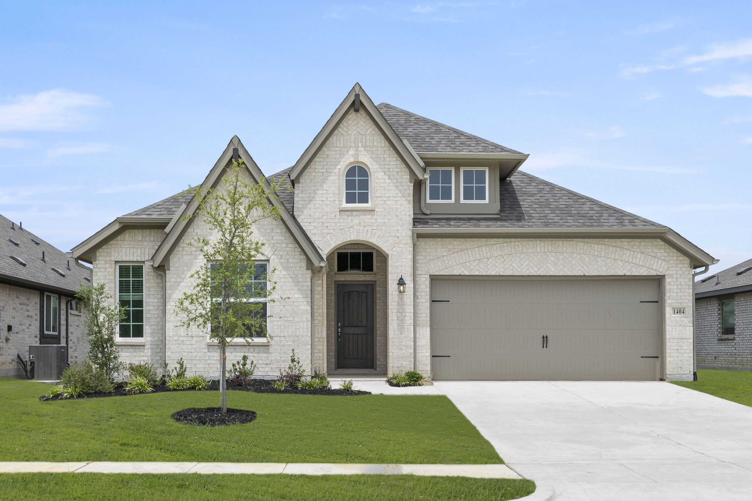 1404 Elle Lane